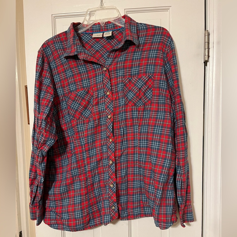 LL Bean red and blue plaid shirt size large